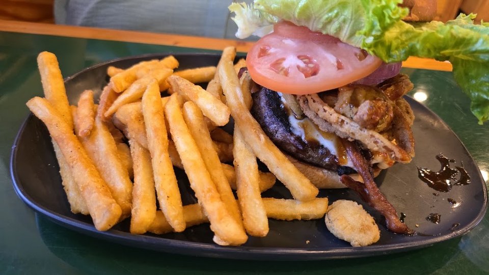 Sweet and Spicy Jalapeno Burger
