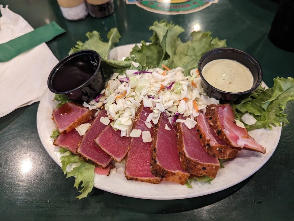 Gator's Ahi Tuna Bowl